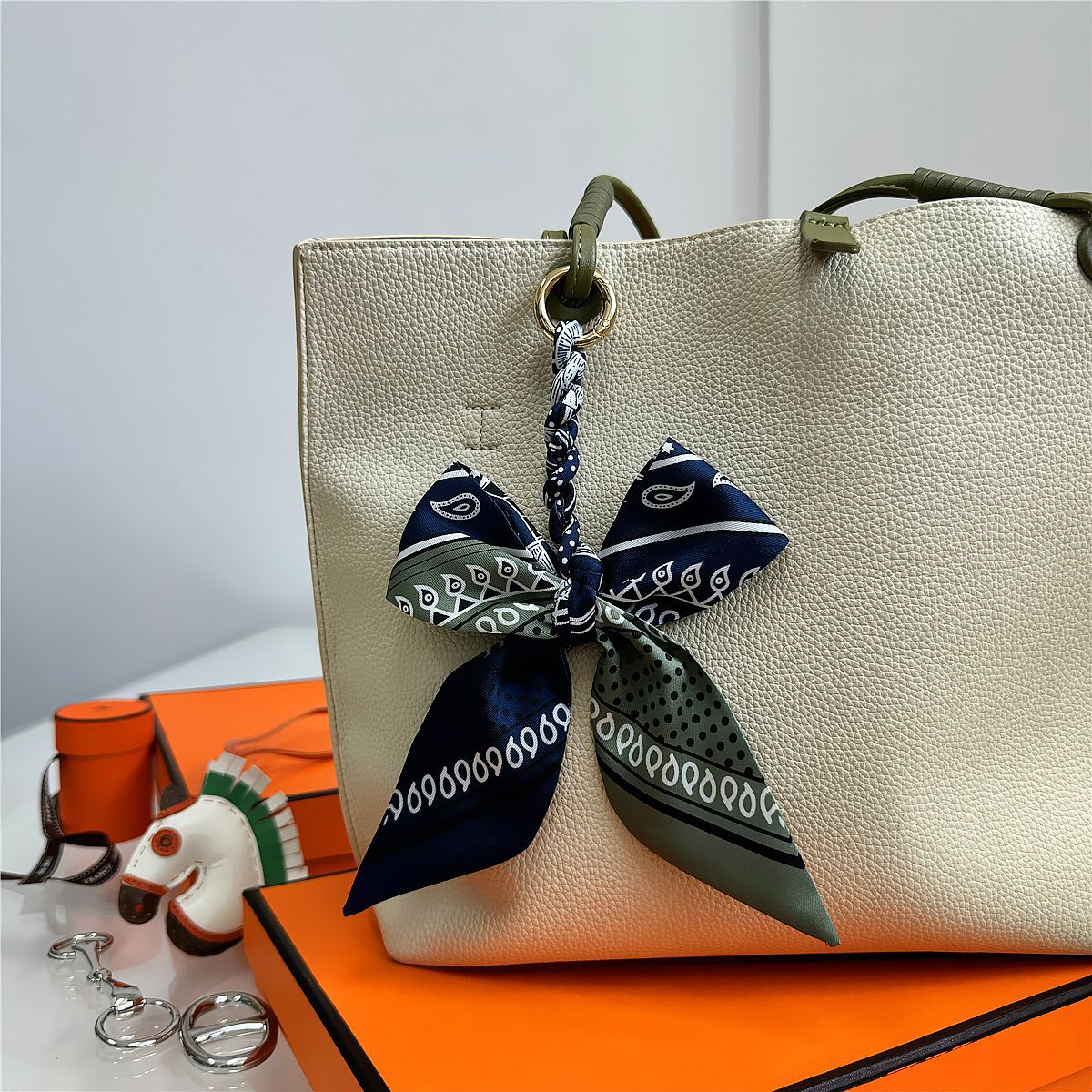 Elegant Silk Scarf Bow Bag Cha - Women'S Ysl Fashion ulasan dan harga
