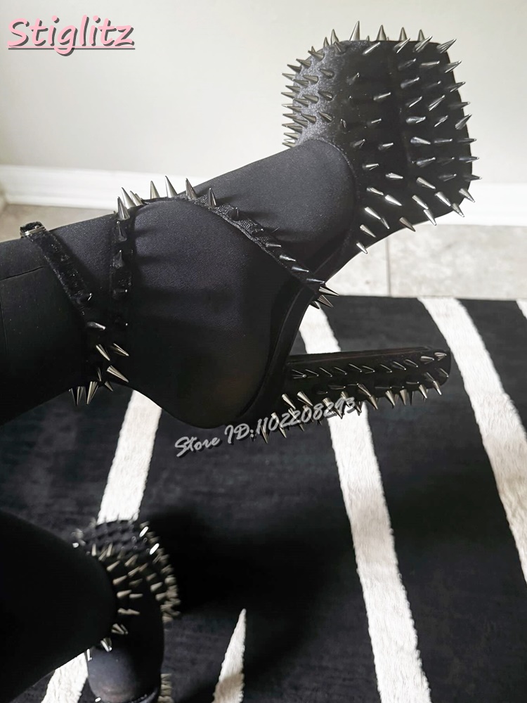 Sexy Spikes Square Toe Pumps R - Women'S Fashion For 2025 ulasan dan harga