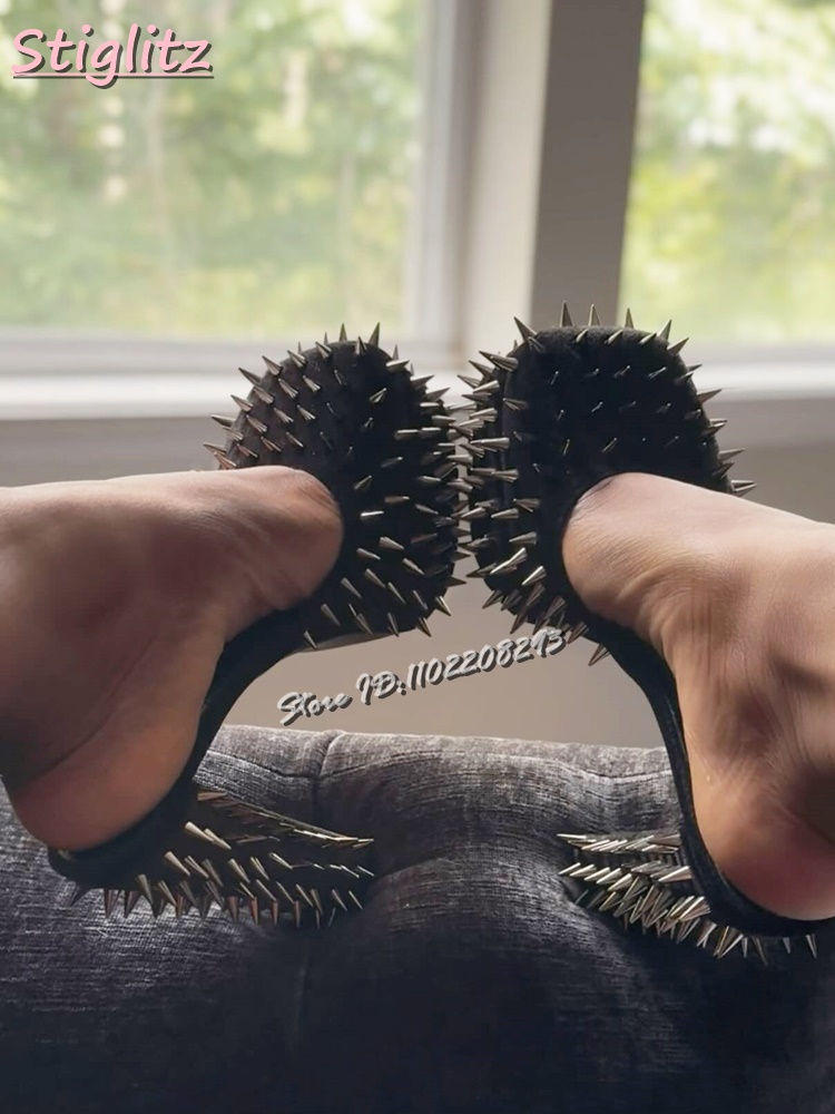 Sexy Spikes Square Toe Pumps R - Women'S Fashion For 2025 ulasan dan harga