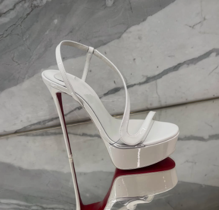 Metallic Leather Platform Stil - Women Fashion Trend 2026 ulasan dan harga