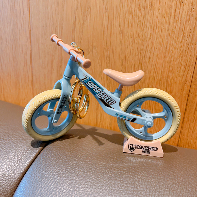 Elegant Keychain Charm Cute Ch - Women'S Ysl Fashion ulasan dan harga